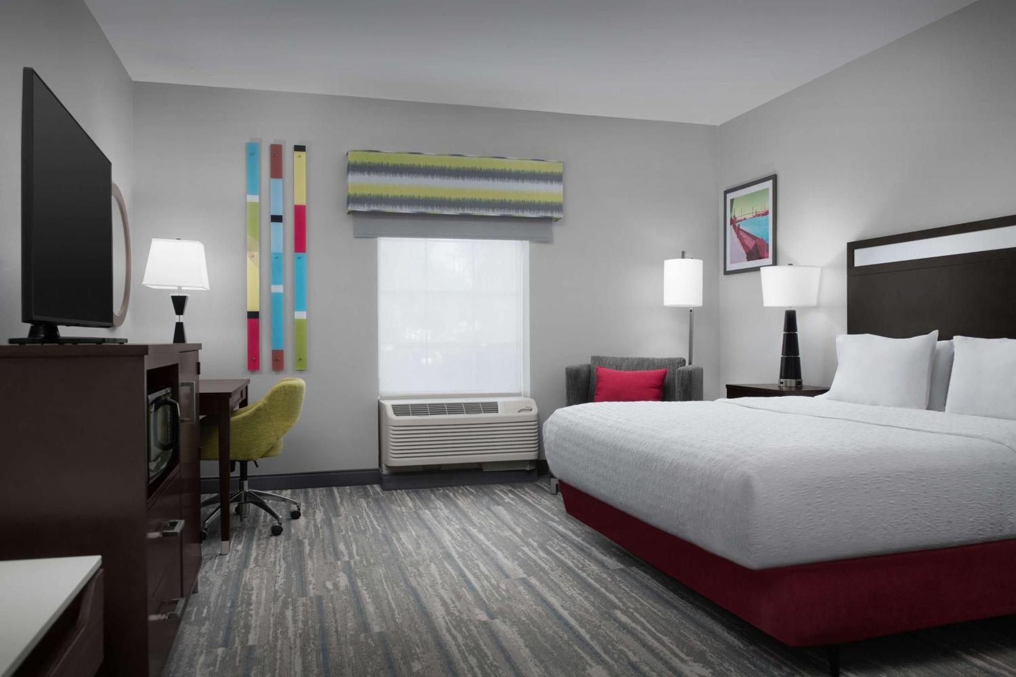 Hampton Inn סטייטסבורו מראה חיצוני תמונה